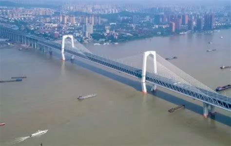 芜湖第一座高架桥长江南路高架桥_系统