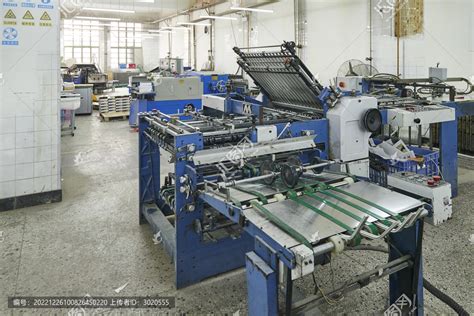 现代印刷厂的印刷机特写高清图片下载-正版图片505252228-摄图网