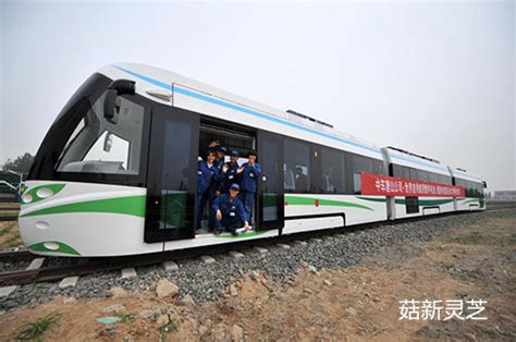 大连新型202路有轨电车10月1日载客试运营