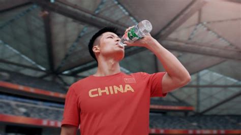 怡宝携手国家队运动员们发布 2022 全新广告片 | SocialBeta