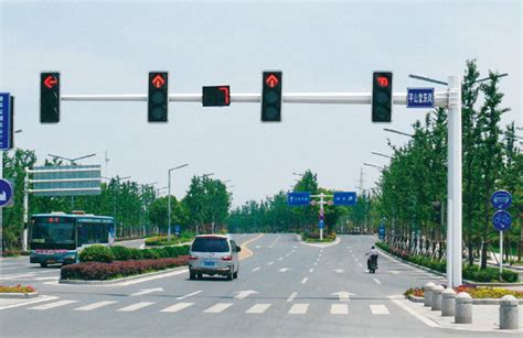 门架式信号灯十字路口效果图 - 道路交通信号灯-产品展示 - 新乡市中星交通照明设备有限公司