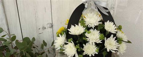 悼念亲人的菊花图片大全-六朵花