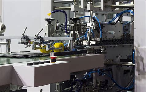 哪些企业需要定制非标自动化设备-广州精井机械设备公司