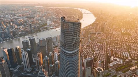 中国第一高楼上海中心大厦，拍夜景相比于白天感觉更震撼