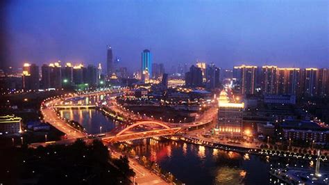 天津海河两岸风光与烟花夜景高清图片下载-正版图片507607748-摄图网