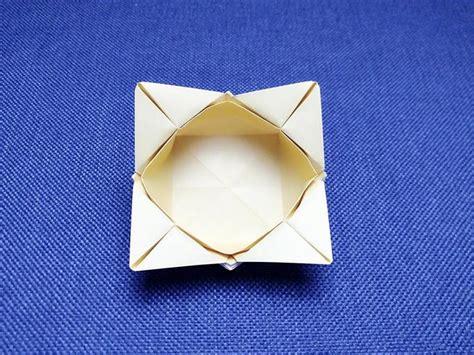 装饰品盒子四叶草形状塑料盒上14下12.5高3.5cm透明有盖4格包装盒-阿里巴巴
