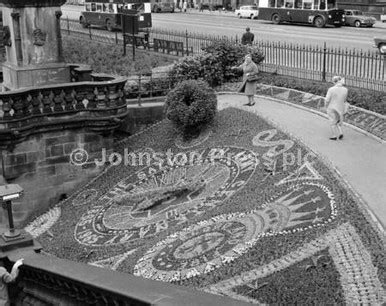 23458832-The floral clock in Princes Street Gardens commemorates the ...