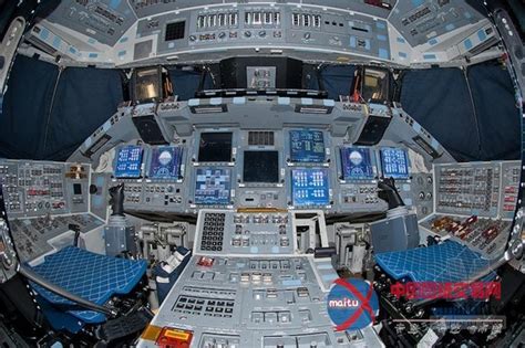 高科技设备揭秘 美国航天飞机驾驶舱复杂室内大曝光-室内设计-图纸交易网