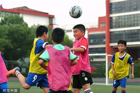 “我的主场”正式上线！中国国家足球队入驻天猫商城 | 体育大生意