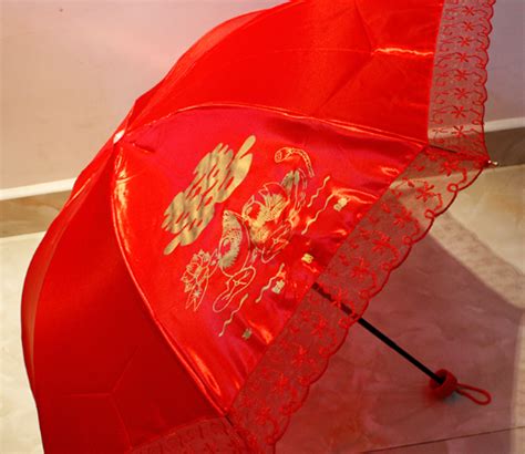 结婚打红伞是什么意思 结婚的红伞怎么处理_婚庆知识_婚庆百科_齐家网