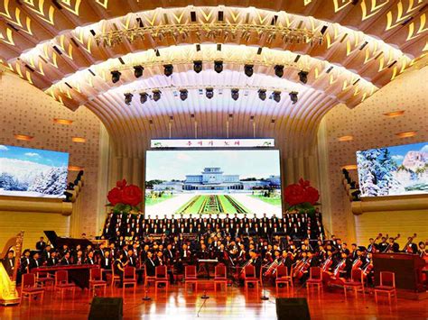 朝鲜举行大型文艺演出 庆祝建军80周年 - 海洋财富网