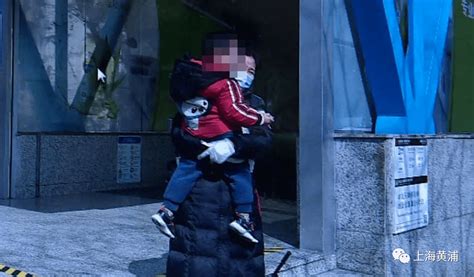 5岁男童厦门火车站走失 民警帮忙找到 - 社会 - 东南网厦门频道