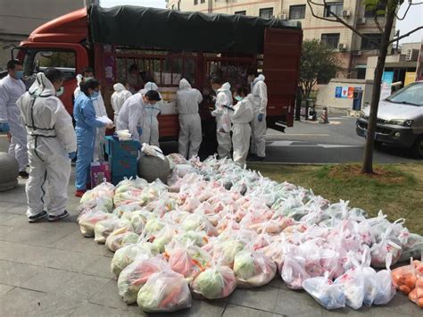上海战疫丨物流堵点正在打通，群众生活物资供应正在改善_快看_澎湃新闻-The Paper