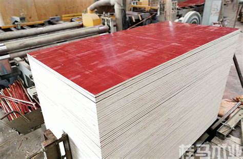 建筑木模板厂家浅谈影响到建筑模板的施胶质量的因素 - 湖北新松建筑模板股份有限公司