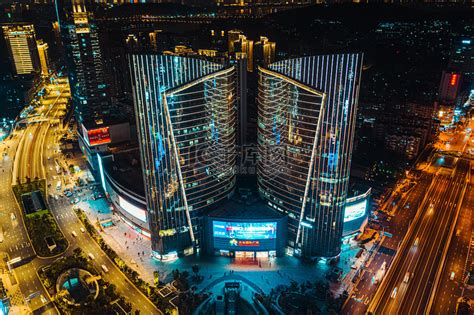 武汉城市建筑夜晚建筑光谷国际广场航拍摄影图配图高清摄影大图-千库网