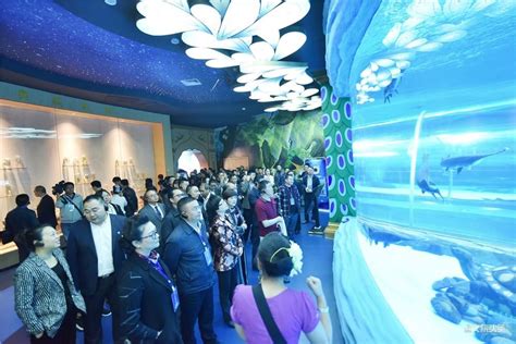 【迪拜】DUBAI MALL 水族馆门票预定,【迪拜】DUBAI MALL 水族馆价格,【迪拜】DUBAI MALL 水族馆评价,攻略-同程旅游