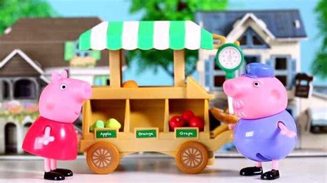 小猪佩奇：佩奇帮猪爷爷浇水，发现了一个特别大的西瓜，真甜！_腾讯视频