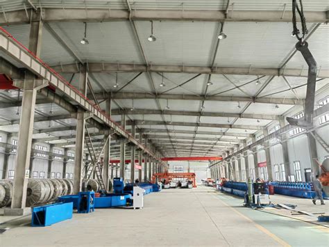 中国水利水电第十一工程局有限公司 国内工程 新疆阜康分公司光伏支架生产线正式投产运行