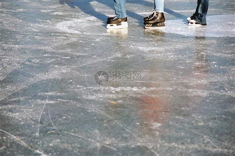溜冰运动员高清图片下载-正版图片501471019-摄图网