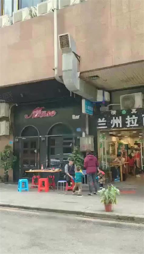 深圳罗湖东门步行街商铺出售,香港业主抛售，东门人民北路的餐饮小街铺 198万，红本在手-深圳商铺_房天下