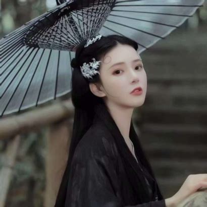 古风头像冷血女生真人版