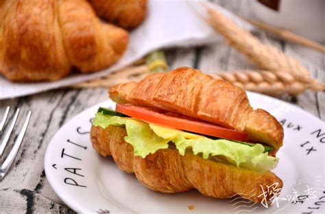 松软香甜的黄油面包卷-东菱烤箱&面包机食谱的做法步骤图 - 君之博客|阳光烘站