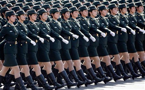 女兵方队亮相庆祝新中国成立70周年阅兵式 - 俄罗斯卫星通讯社