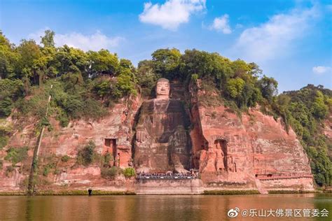 乐山大佛图片