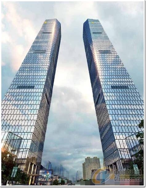 高406米！贵州省第一高楼——贵阳花果园双子塔_建筑
