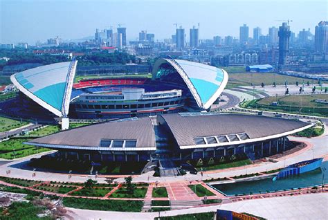 焕新归来 重庆奥体中心体育场恢复开放 - 上游新闻·汇聚向上的力量