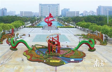 春节里的龙华：雕塑喜庆 年味满城_龙华视觉_龙华网_百万龙华人的网上家园