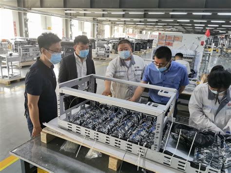青岛工程职业学院赴青岛鸿普电气科技有限公司调研