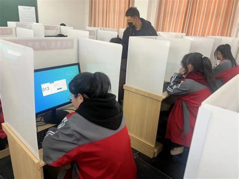 彬州市高考外语口语机考模拟演练成功举行-陕西省教育考试院