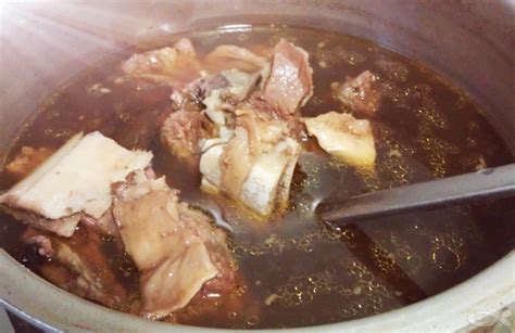 红汤牛肉火锅的做法 - 红汤牛肉火锅怎么做 - 寻餐网
