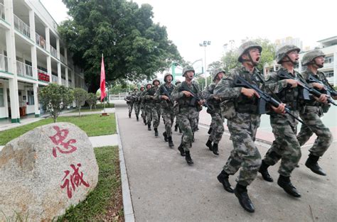 驻香港部队某旅装步一连：新时代“坚定举旗铸魂的香江卫士”