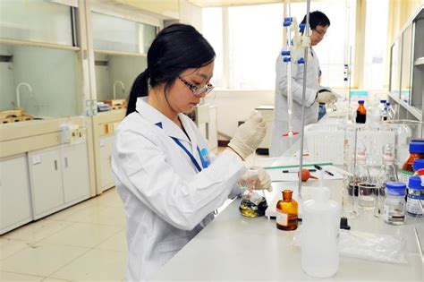 化妆品技术专业-汉中职业技术学院药技学院