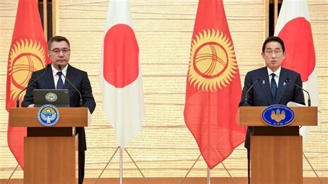 “日本想帮吉尔吉斯斯坦摆脱对华依赖”，吉总统：中国“一带一路”很重要_凤凰网