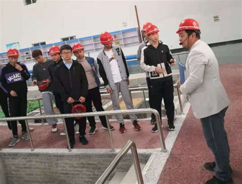 建筑工程学院：2020级市政工程技术专业新生进行专业认知实习-滁州职业技术学院