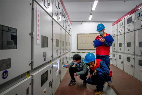 国网杭州市富阳区供电公司：“零成本”接电 服务项目轻装上阵