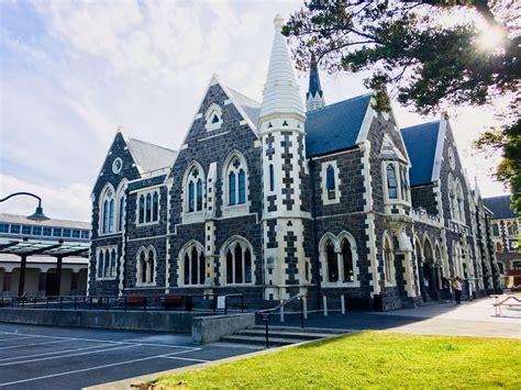 新西兰留学：不到10万就能读的理工学院跟八大有什么区别？-翰林国际教育