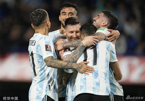 今日图评丨阿根廷主场2-0战胜巴拿马的友谊赛中，...