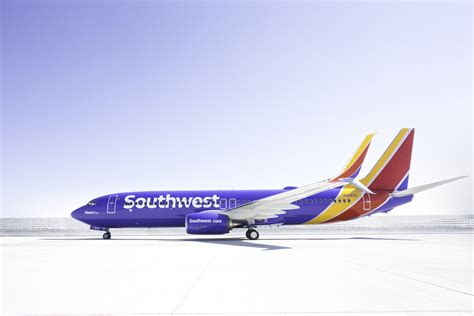 Southwest 美国西南航空公司品牌形象设计标志设计VI设计-