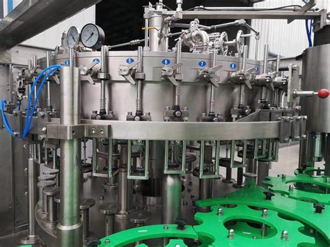 碳酸饮料灌装机的原理与优势_食品机械设备网