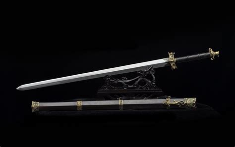 铜装秦王剑、售价1100、尺寸、全长93cm 、韧长65cm 柄长25cm 韧宽4.3cm，厚0.72cm 、带鞘全重2.3Kg、净重1 ...
