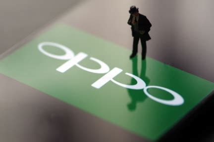 OPPO更换全新LOGO-全力设计