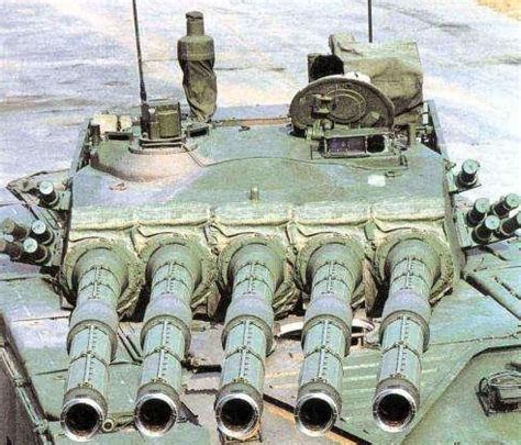 坦克为何只有一个炮管？