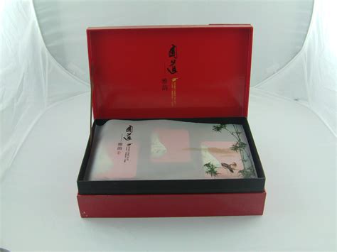 广州陶陶居：2021端午节粽子礼盒包装设计_JULING巨灵设计-站酷ZCOOL