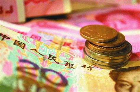 历史上的今天12月1日_1948年中国人民银行成立，第一批人民币开始流通市面。