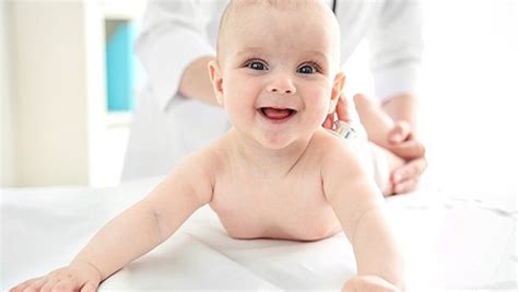 婴儿脸上有小白点怎么回事 婴儿脸上长白点要警惕3种皮肤病-小儿湿疹概况-复禾健康