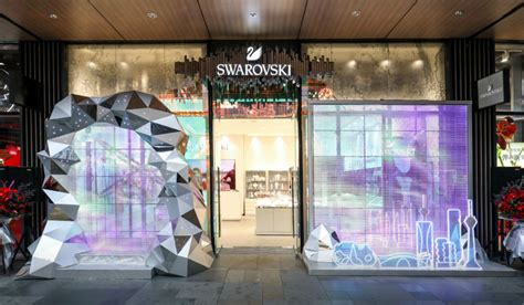 施华洛世奇（swarovski）全新上海旗舰店，打造独特的创新感体验 – 米尚丽零售设计网 MISUNLY- 美好品牌店铺空间发现者